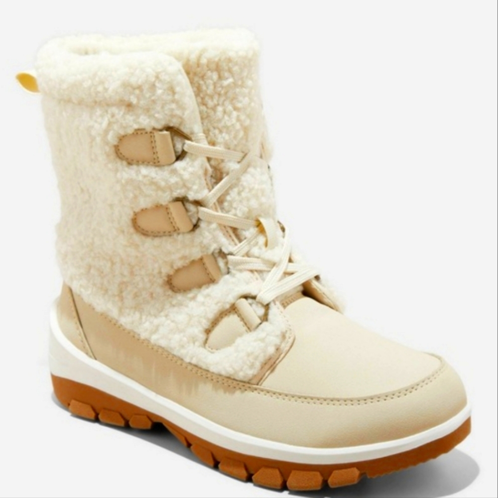 Universal Thread Cream Color Hiker Boots
